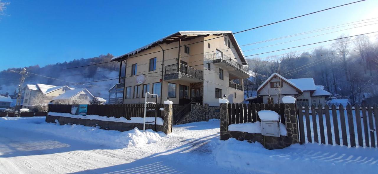 Pensiunea Montan Din Bran,sat Simon Indoor Hotel