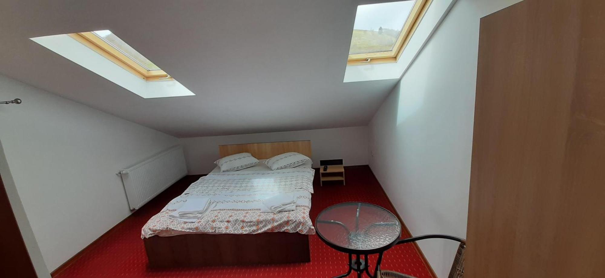 Pensiunea Montan Din Bran,sat Simon Indoor Hotel Bran (Brasov)