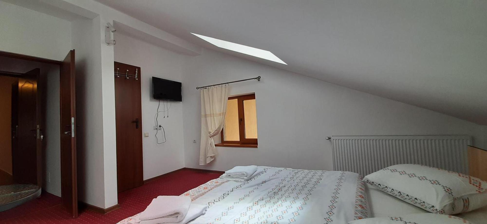 Hotel Pensiunea Montan Din Bran,sat Simon Indoor Bran (Brasov)